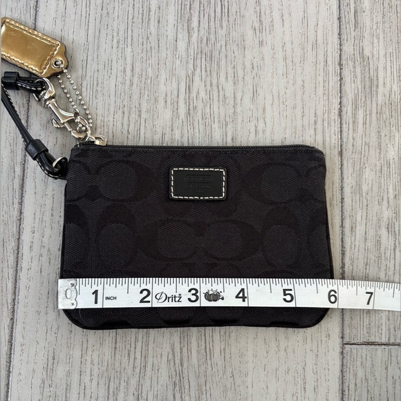 EUC Coach black wristlet w/hangtag - Picture 9 of 10